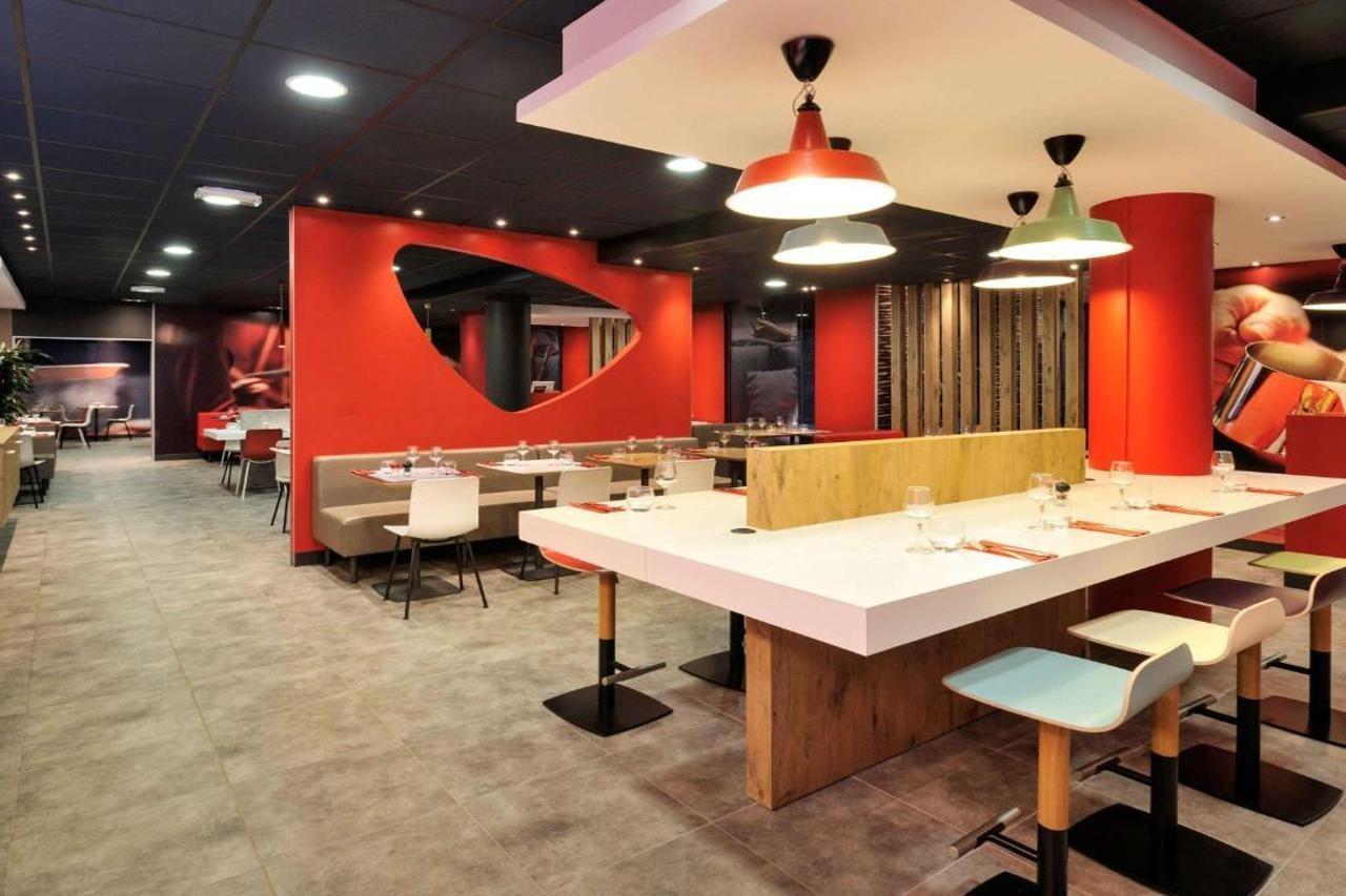 Готель Ibis Lille Centre Gares Екстер'єр фото