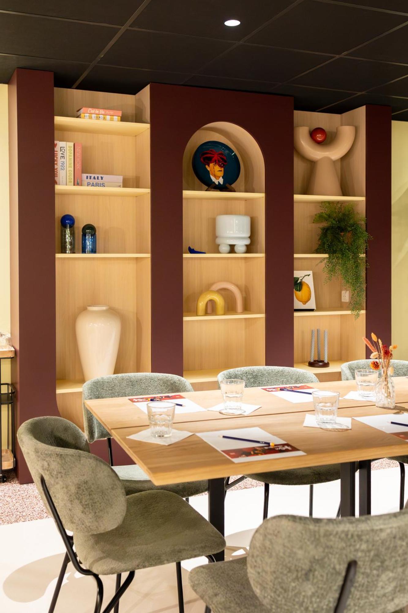 Готель Ibis Lille Centre Gares Екстер'єр фото