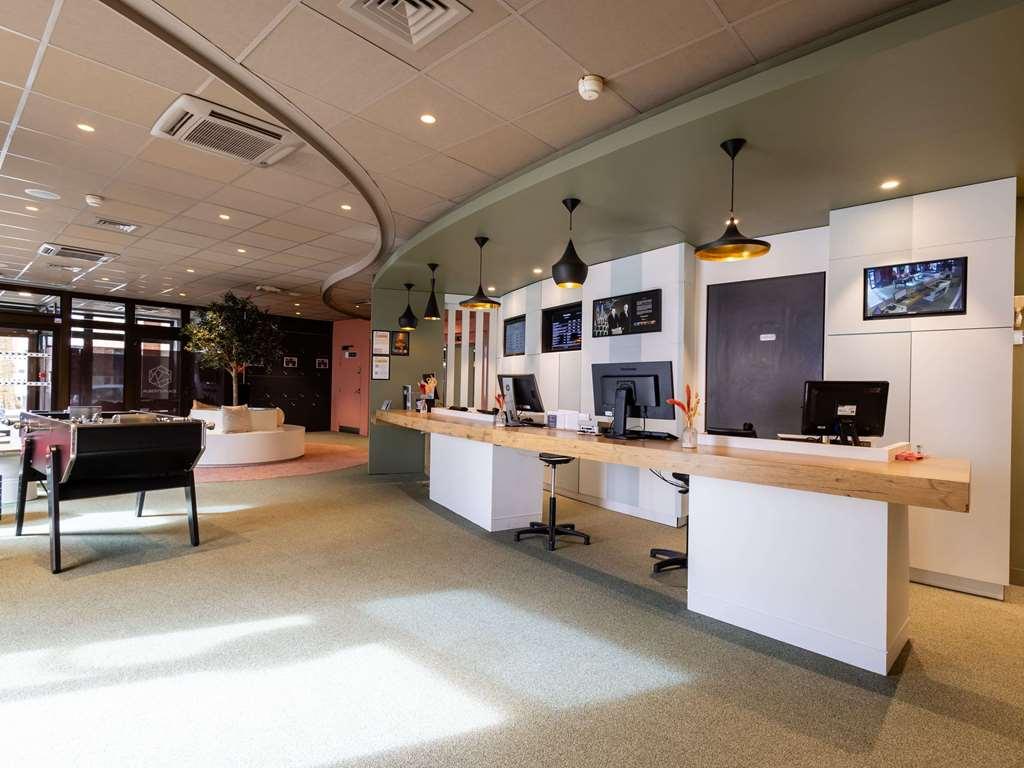 Готель Ibis Lille Centre Gares Екстер'єр фото